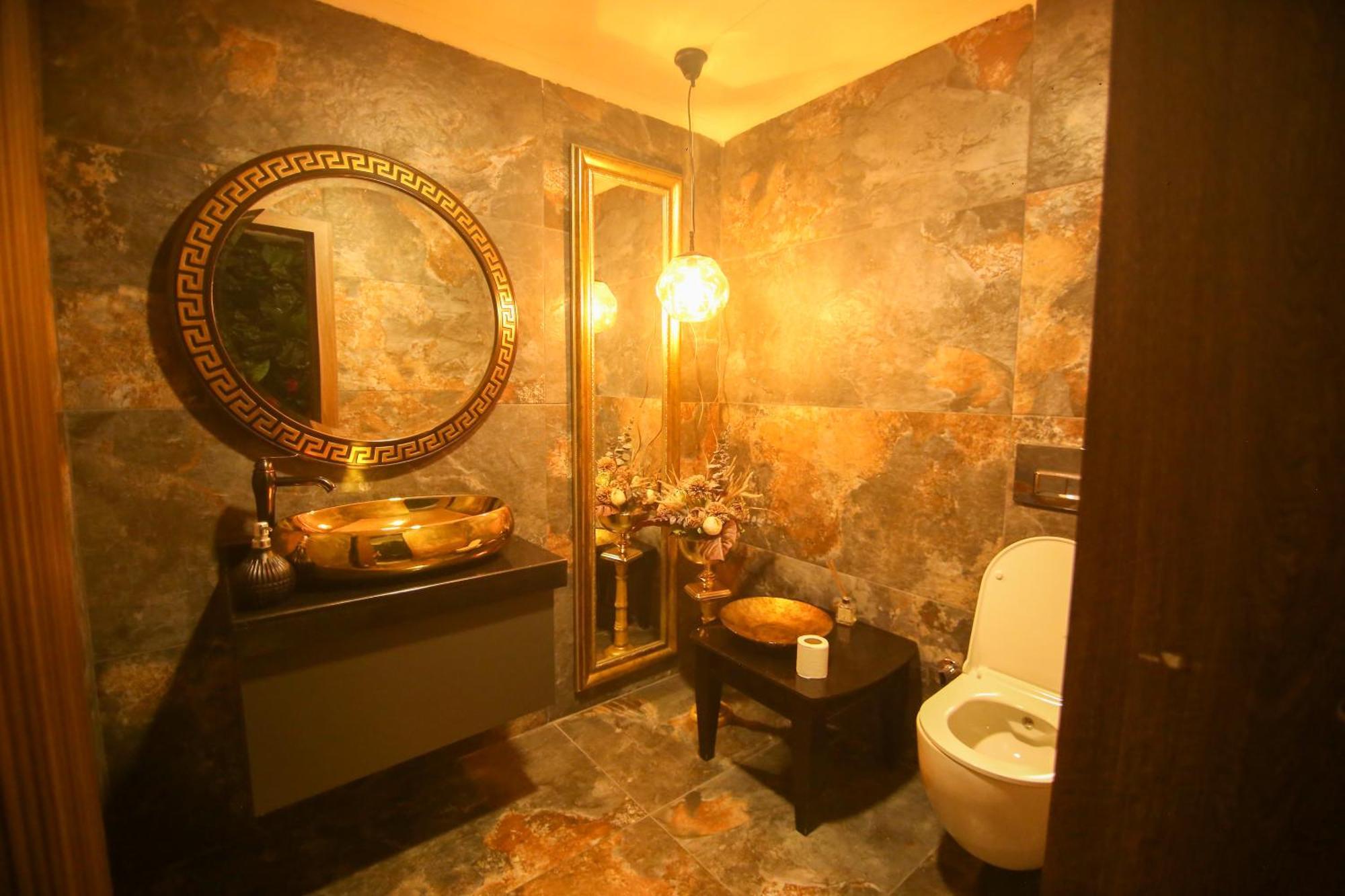 Cevik Palace Hotel Antalia Esterno foto